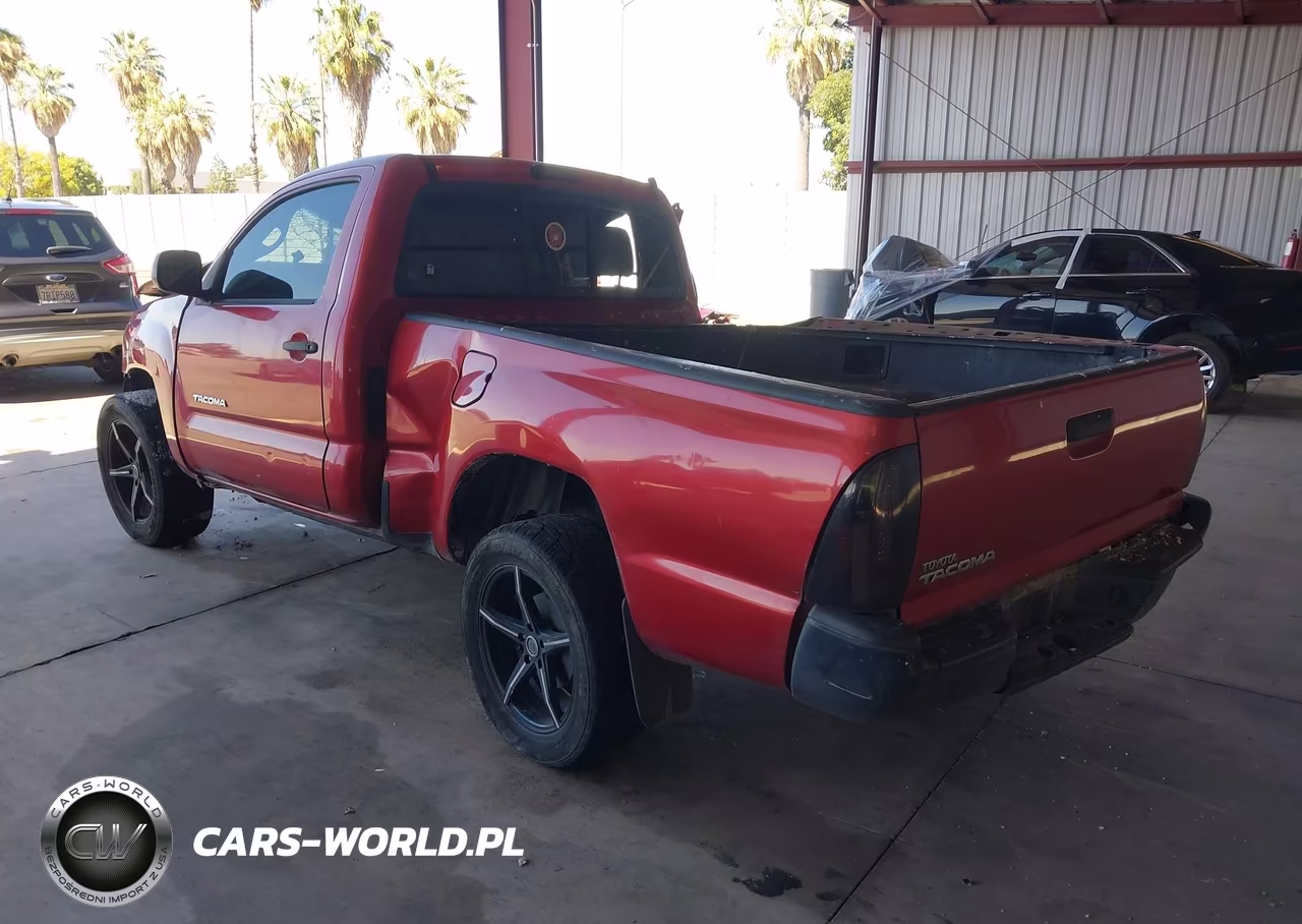 2010 Toyota Tacoma VIN:5TENX4CN2AZ733099 - 3