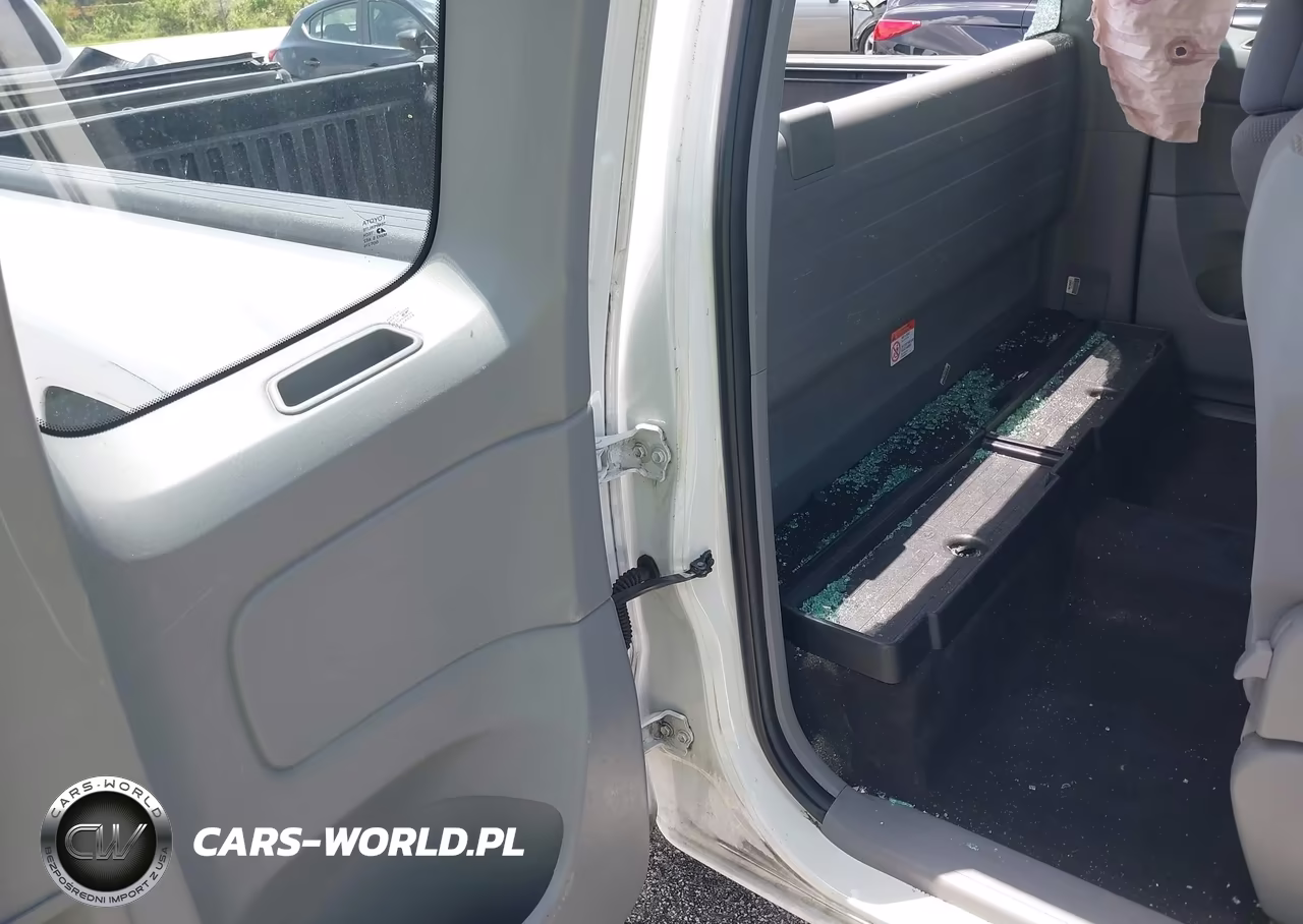 2015 Toyota Tacoma VIN:5TFTX4CN8FX055187 - 8