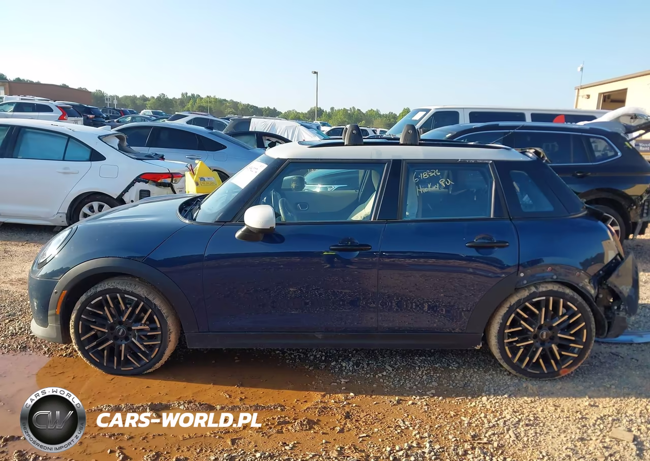2025 Mini Hardtop Cooper S VIN:WMW53GD09S2W51390 - 14
