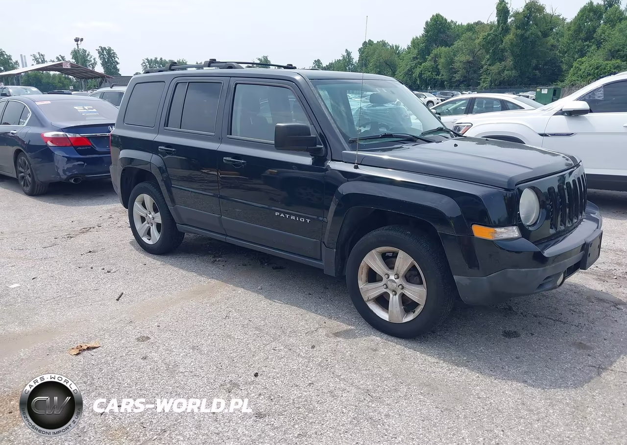 2014 Jeep Patriot Latitude – zdjęcie 1 z 12