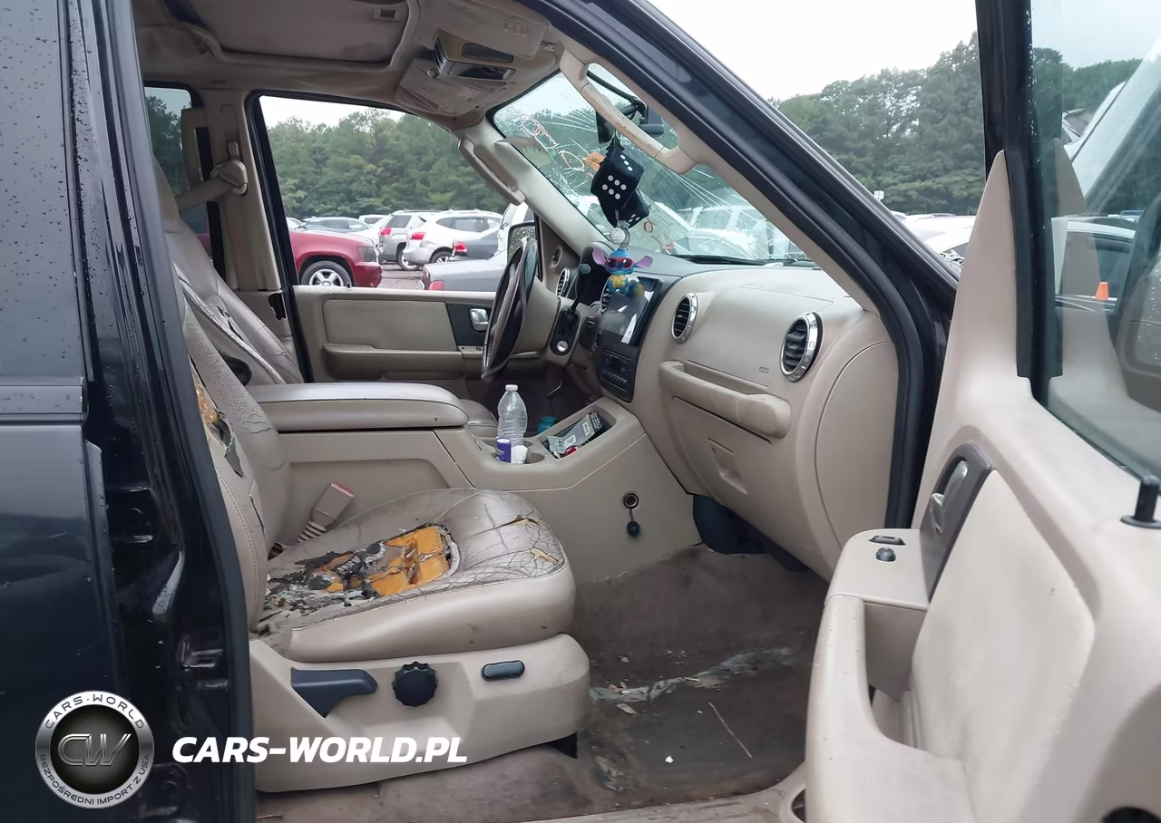 2004 Ford Expedition Eddie Bauer VIN:1FMFU18L24LB01964 - 5