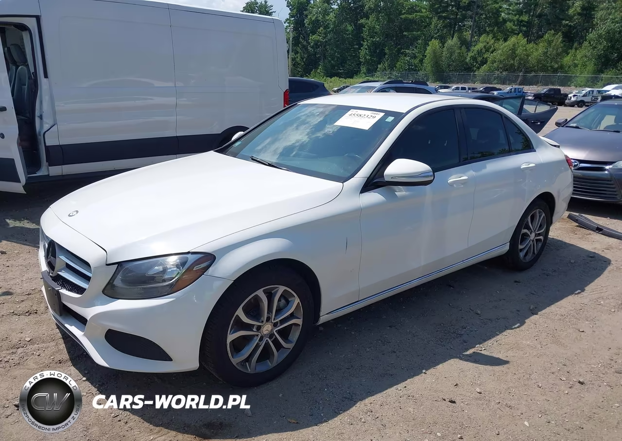 2015 Mercedes-Benz C 300 4Matic VIN:55SWF4KB8FU030371 - 2