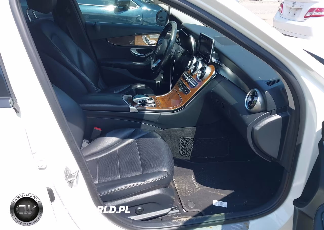 2015 Mercedes-Benz C 300 4Matic VIN:55SWF4KB8FU030371 - 5
