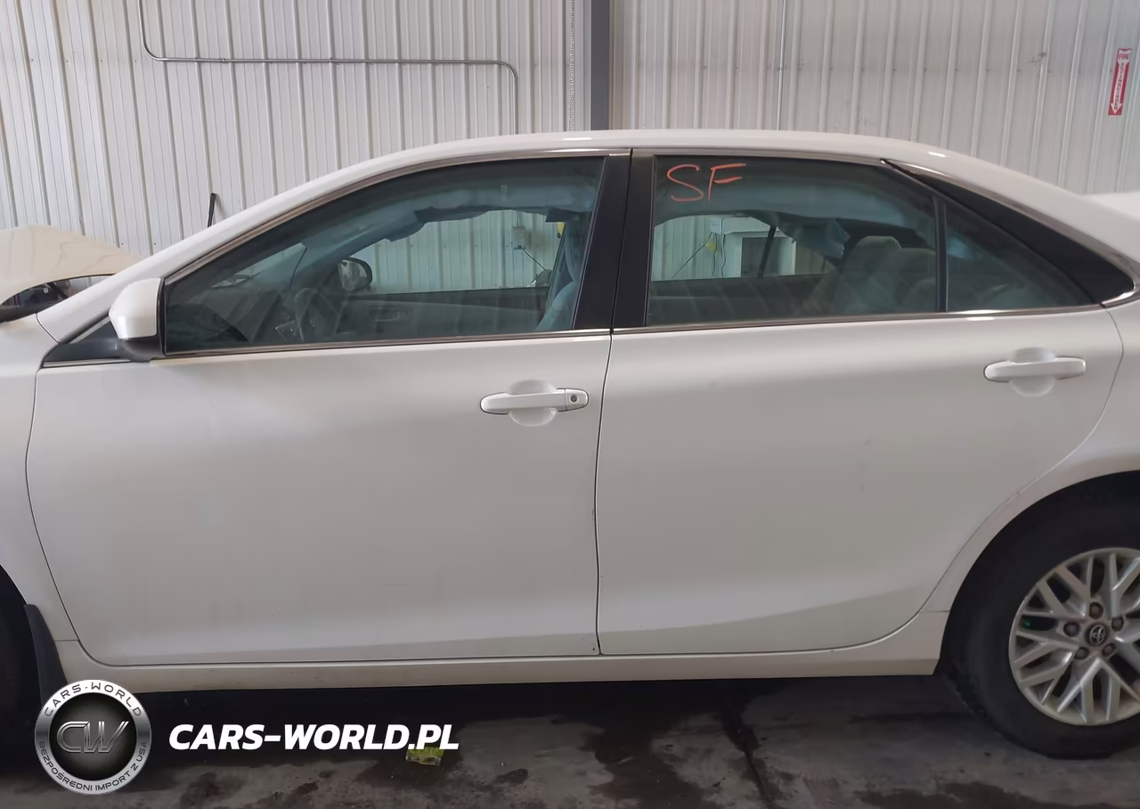 2016 Toyota Camry Le VIN:4T1BF1FKXGU189969 - 14