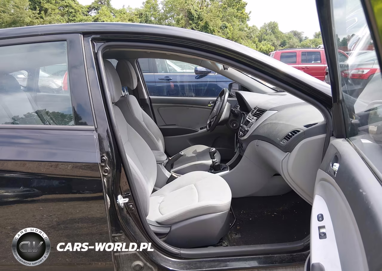 2014 Hyundai Accent Se VIN:KMHCU5AE6EU155768 - 5