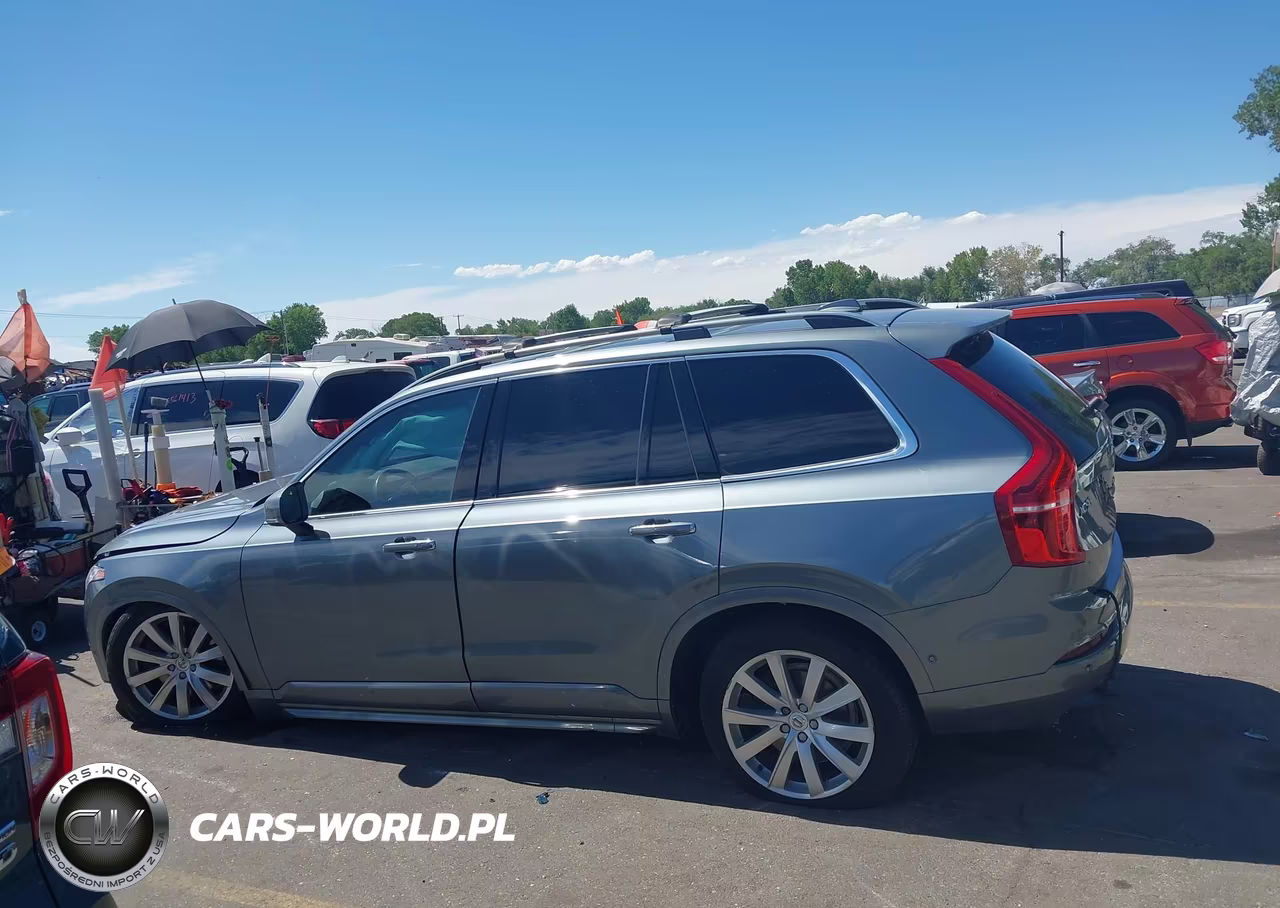 2018 Volvo Xc90 T6 Momentum VIN:YV4A22PK7J1337775 - 14