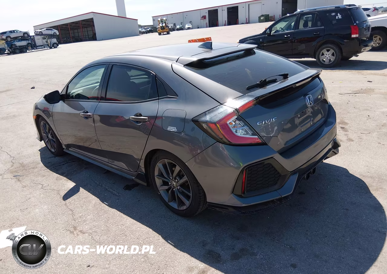 2018 Honda Civic Sport Touring VIN:SHHFK7H98JU223985 - 3