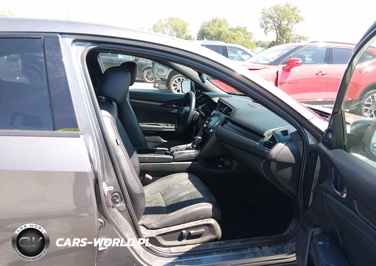 2018 Honda Civic Sport Touring VIN:SHHFK7H98JU223985 - 5