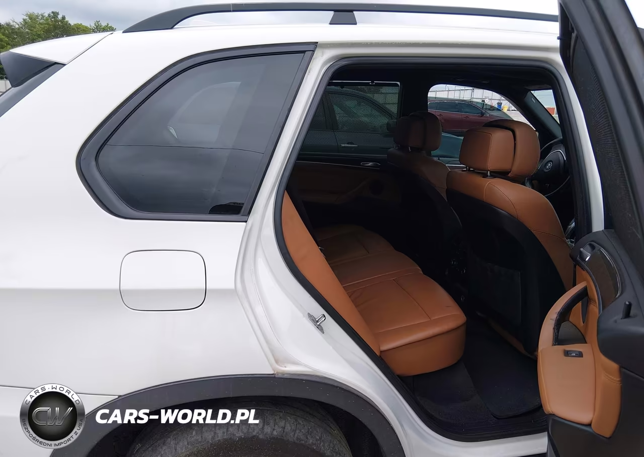 2010 BMW X5 xDrive30I VIN:5UXFE4C51AL384797 - 8