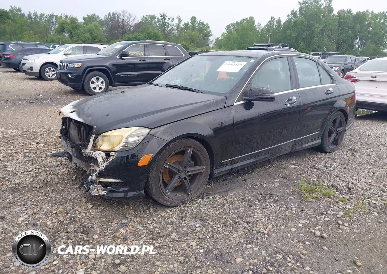 2011 Mercedes-Benz C 300 Luxury 4Matic-Sport 4Matic VIN:WDDGF8BBXBR146789 - 2