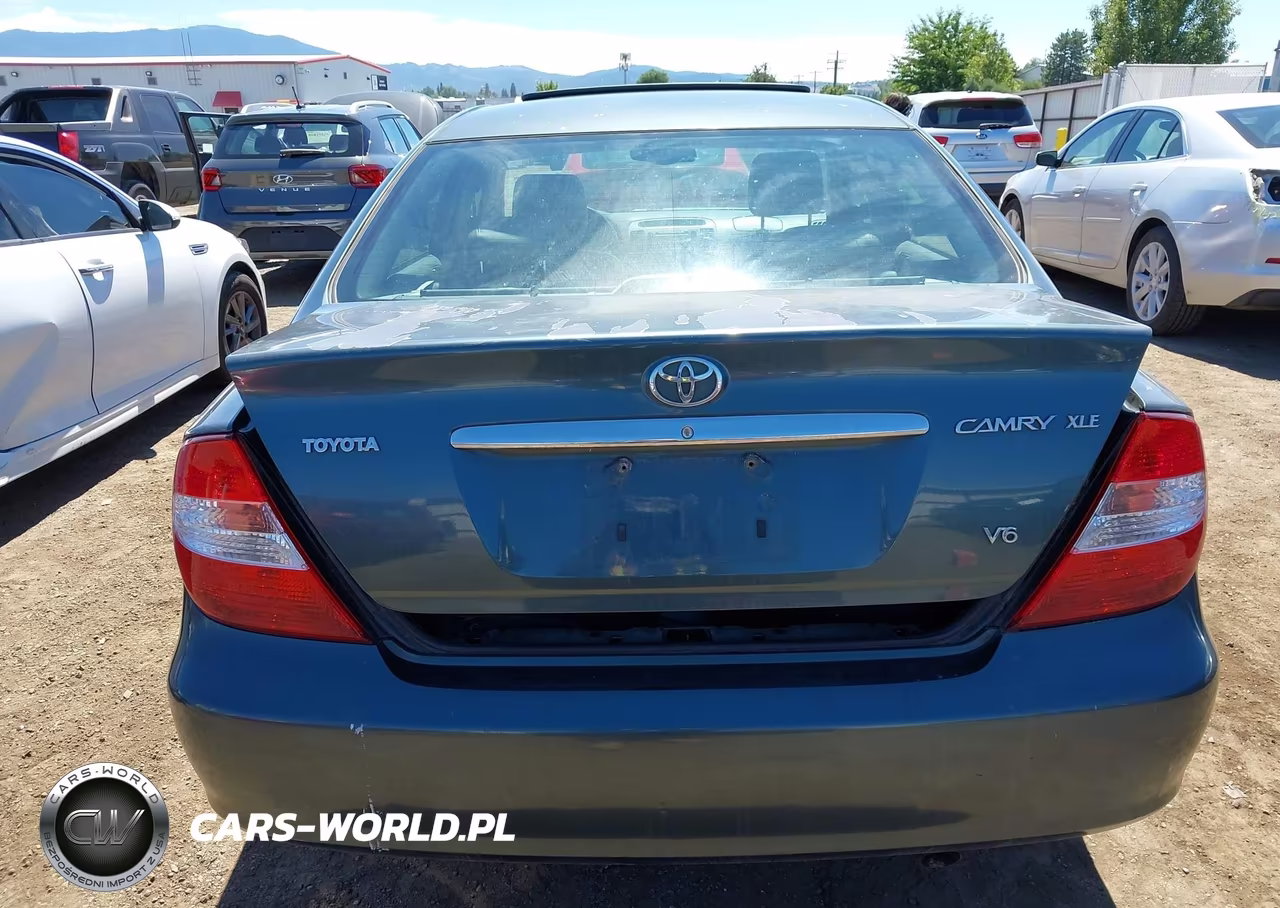 2002 Toyota Camry Xle VIN:4T1BF30K62U521175 - 13
