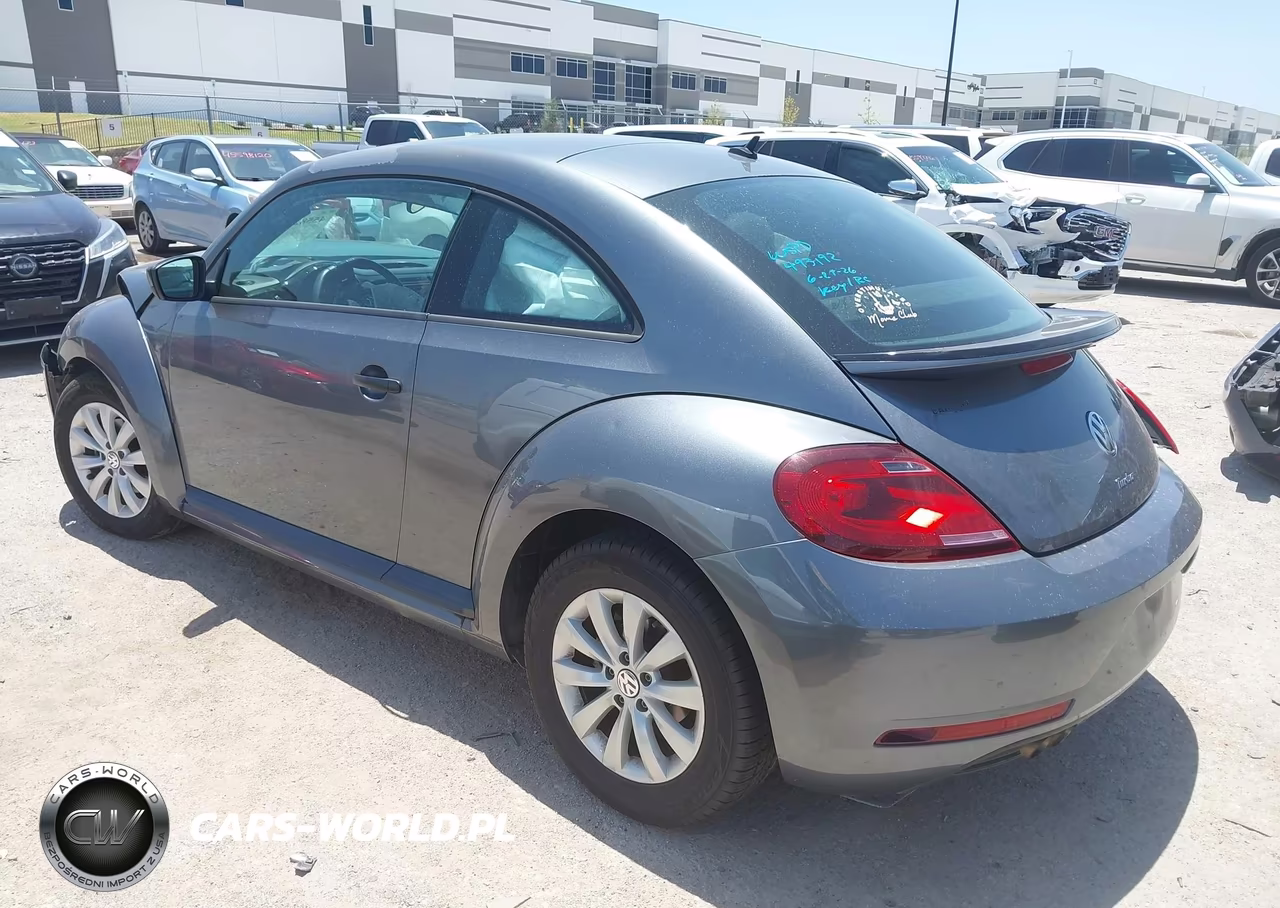2018 Volkswagen Beetle 2.0T Coast-2.0T S VIN:3VWFD7AT2JM714577 - 3