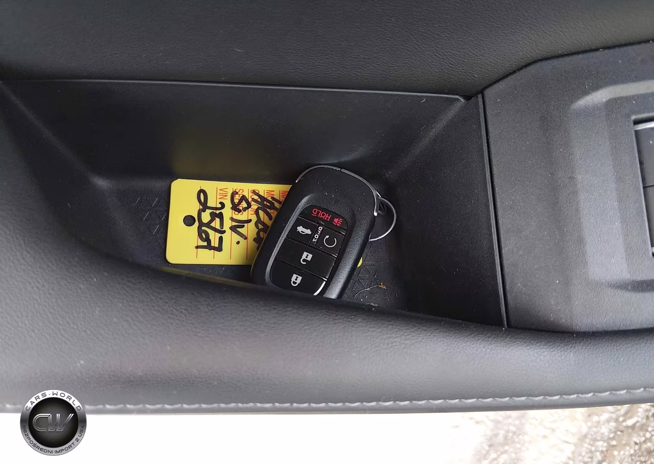 2025 Honda Accord Hybrid Sport VIN:1HGCY2F57SA012567 - 11