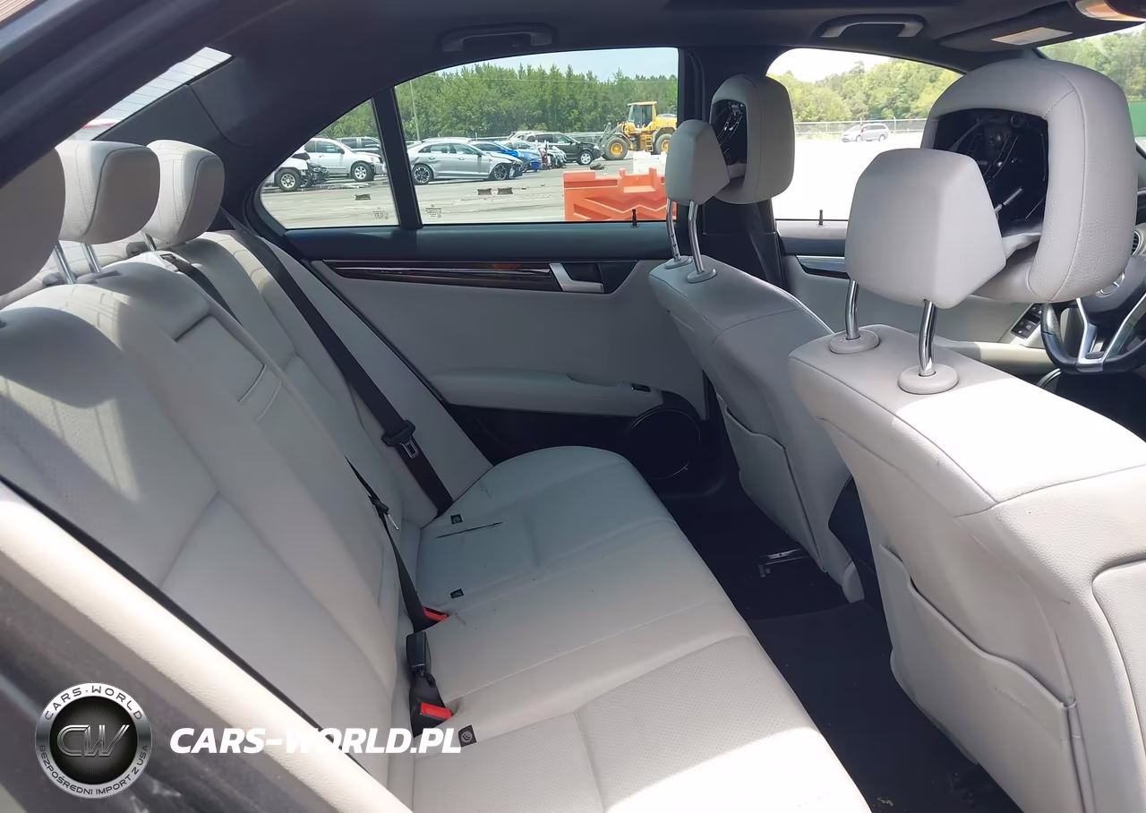 2013 Mercedes-Benz C 350 Sport VIN:WDDGF5HB9DR277866 - 8