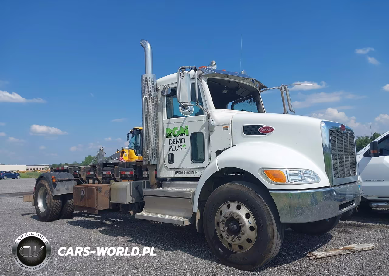 2022 Peterbilt 337 VIN:2NP2HJ7X6NM794970 - 1