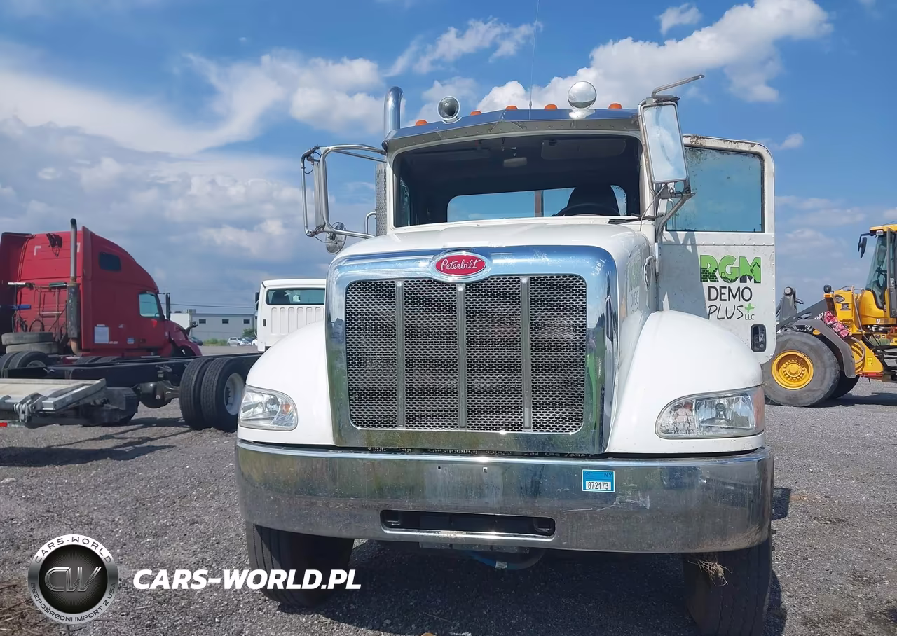 2022 Peterbilt 337 VIN:2NP2HJ7X6NM794970 - 13