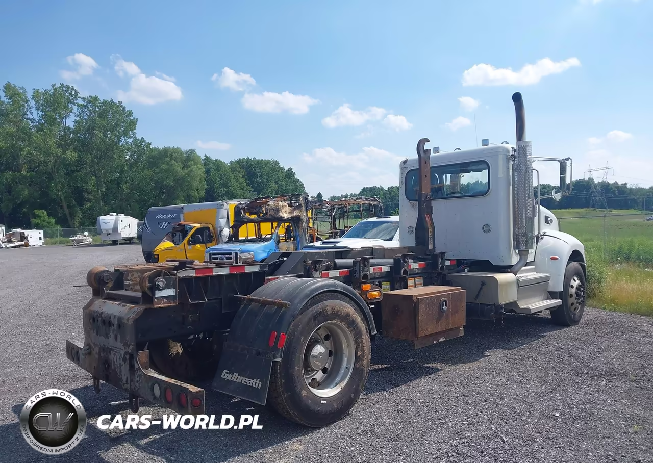 2022 Peterbilt 337 VIN:2NP2HJ7X6NM794970 - 4