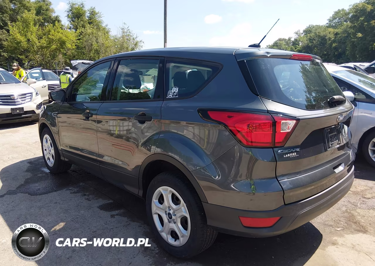 2019 Ford Escape S VIN:1FMCU0F70KUB02492 - 3
