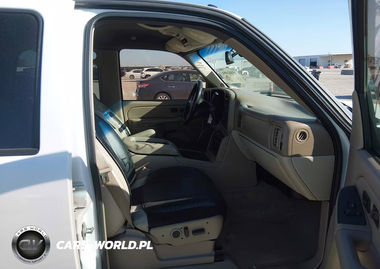2005 Chevrolet Tahoe Lt VIN:1GNEC13TX5R169963 - 5