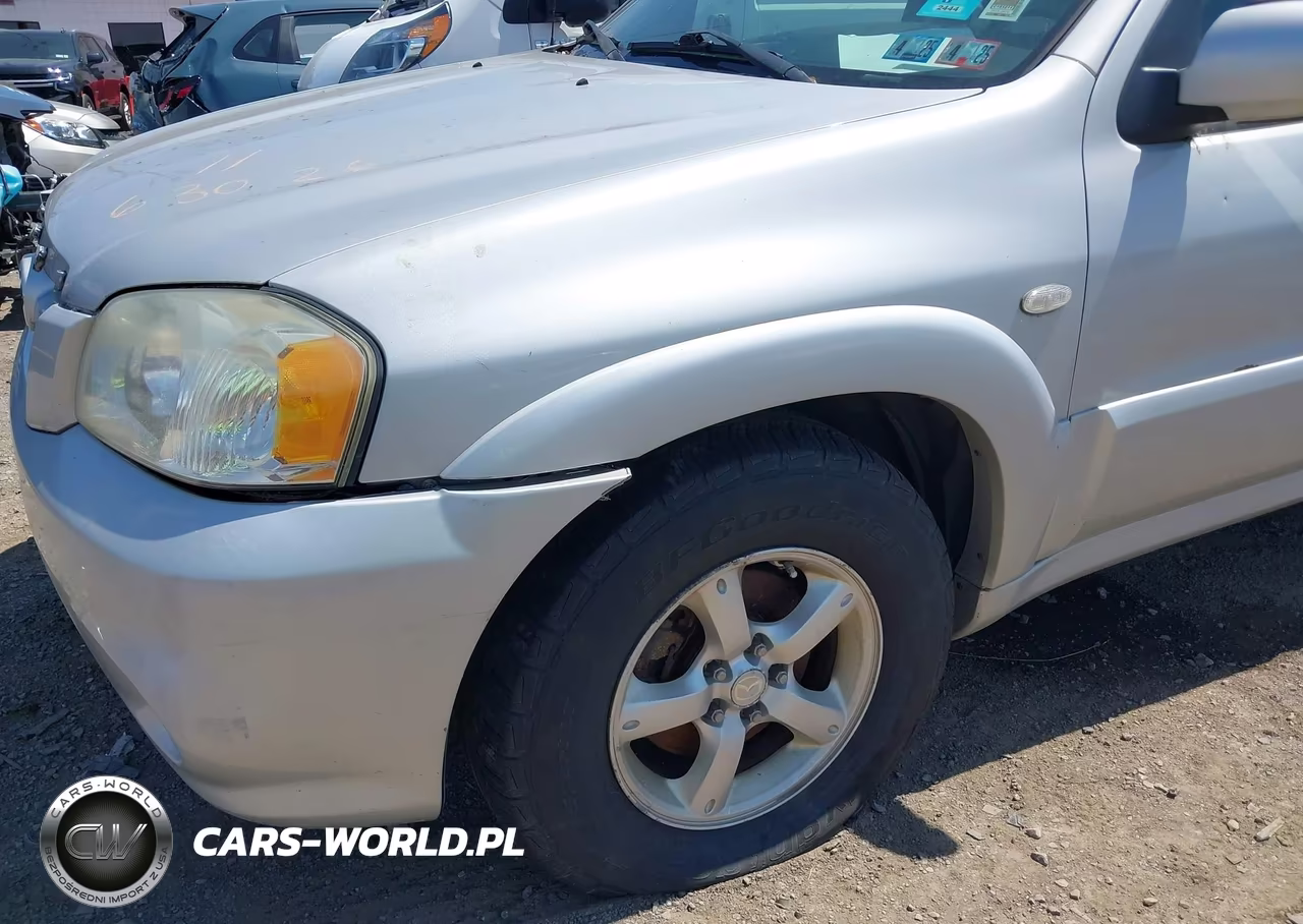 2005 Mazda Tribute S VIN:4F2YZ96135KM27066 - 12