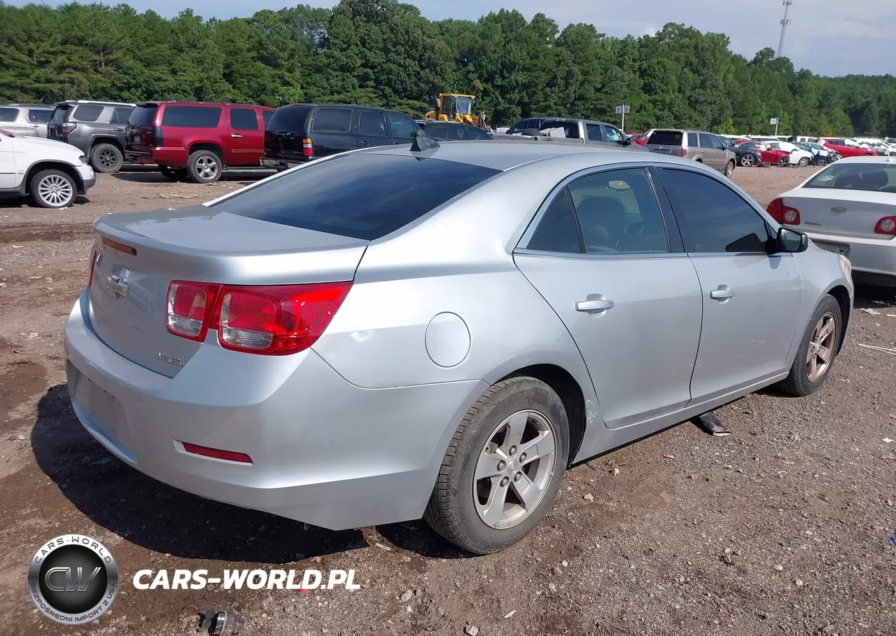 2013 Chevrolet Malibu 1Ls VIN:1G11B5SAXDF350930 - 4