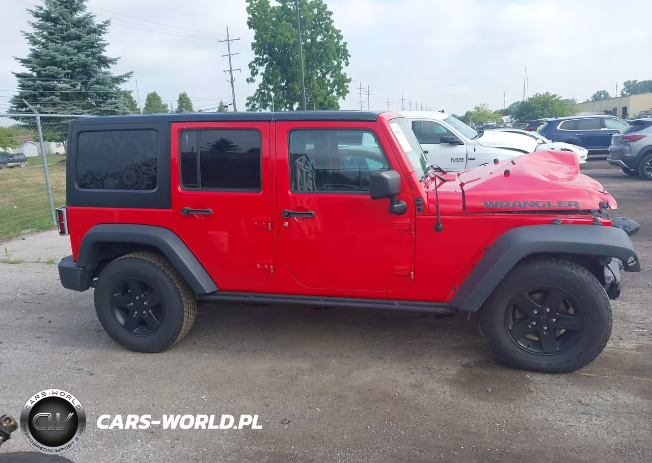 2016 Jeep Wrangler Unlimited Black Bear VIN:1C4BJWDG2GL213959 - 13
