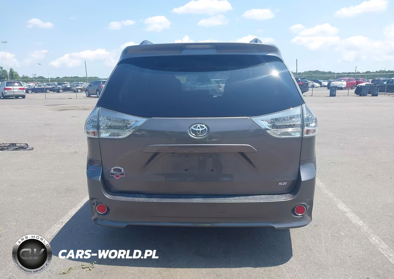 2014 Toyota Sienna Se 8 Passenger VIN:5TDXK3DC2ES497572 - 17