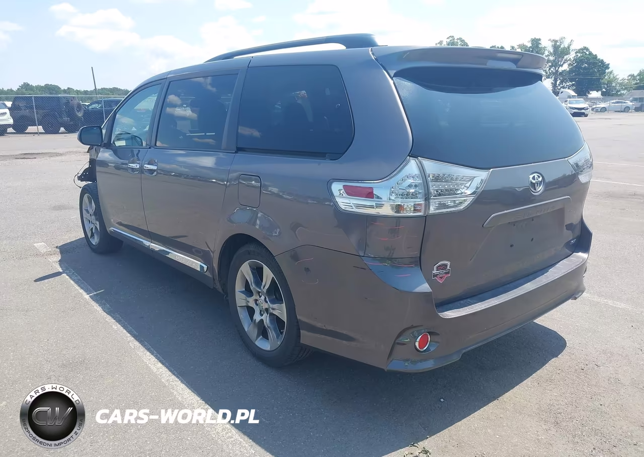 2014 Toyota Sienna Se 8 Passenger VIN:5TDXK3DC2ES497572 - 3