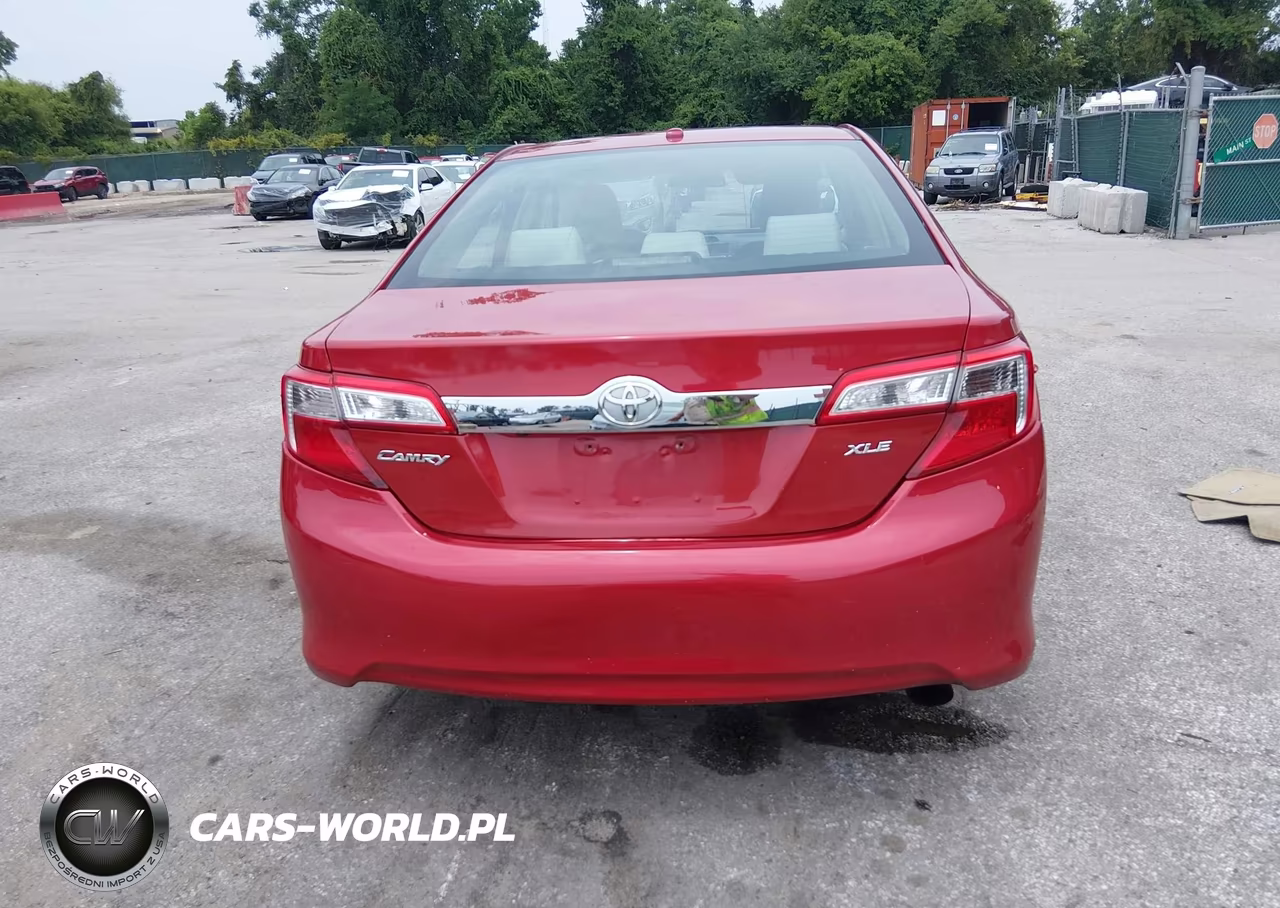 2014 Toyota Camry Xle VIN:4T4BF1FK3ER420049 - 17