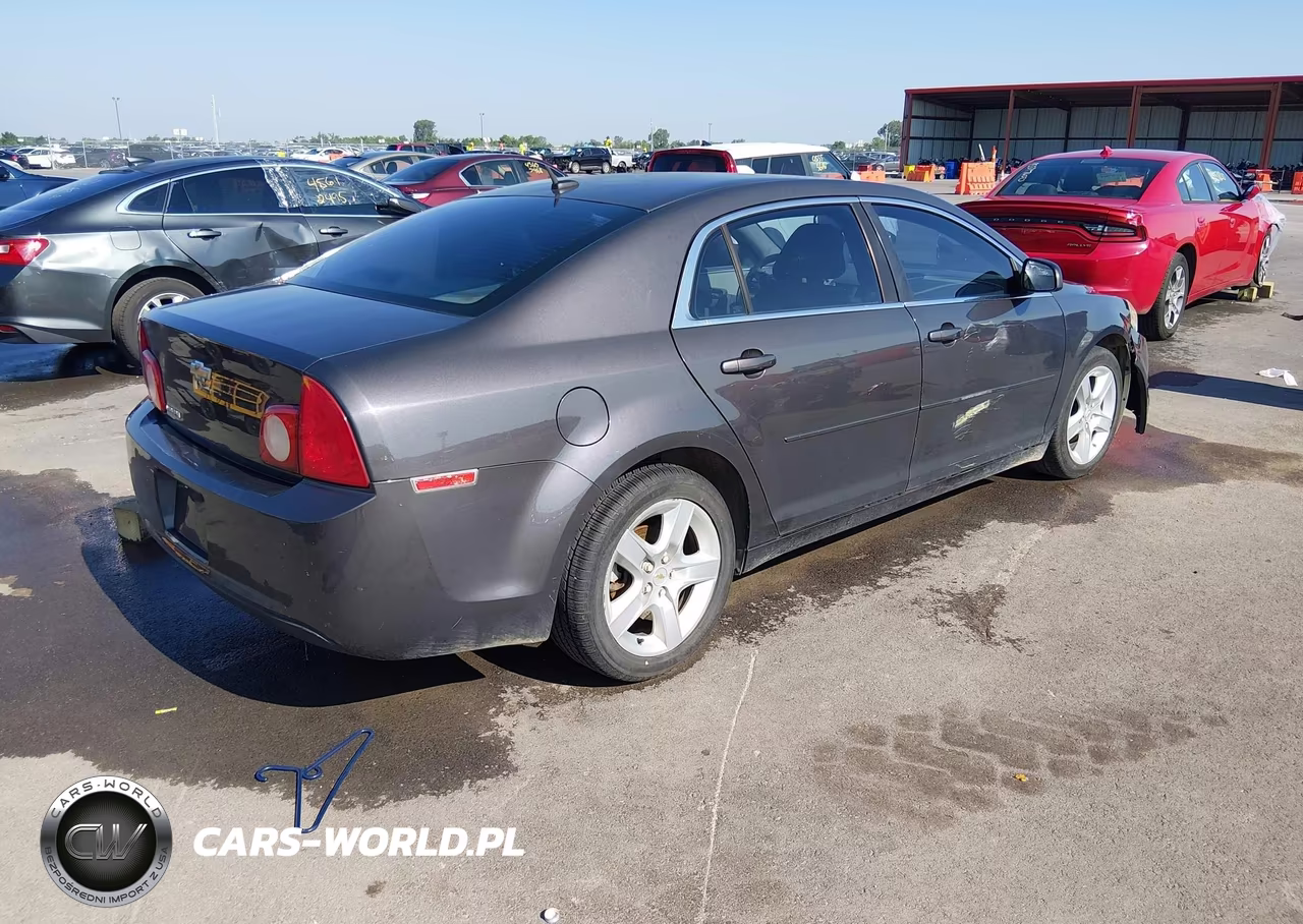 2011 Chevrolet Malibu Ls VIN:1G1ZB5E11BF285073 - 4
