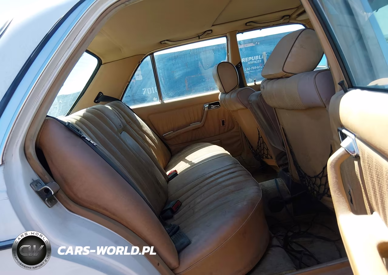 1983 Mercedes-Benz 300 Dt VIN:WDBAB33A6DB025837 - 8