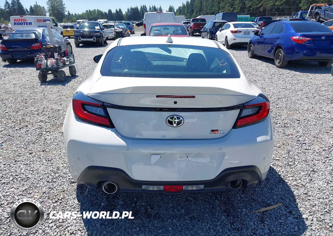 2024 Toyota Gr86 Premium VIN:JF1ZNBE13R8757548 - 17
