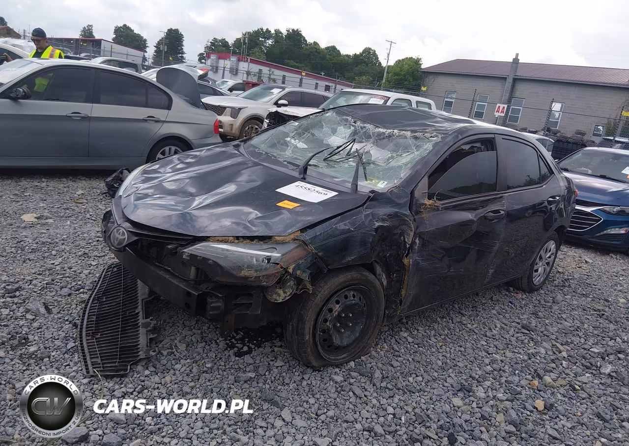 2018 Toyota Corolla Le VIN:5YFBURHE6JP844195 - 2