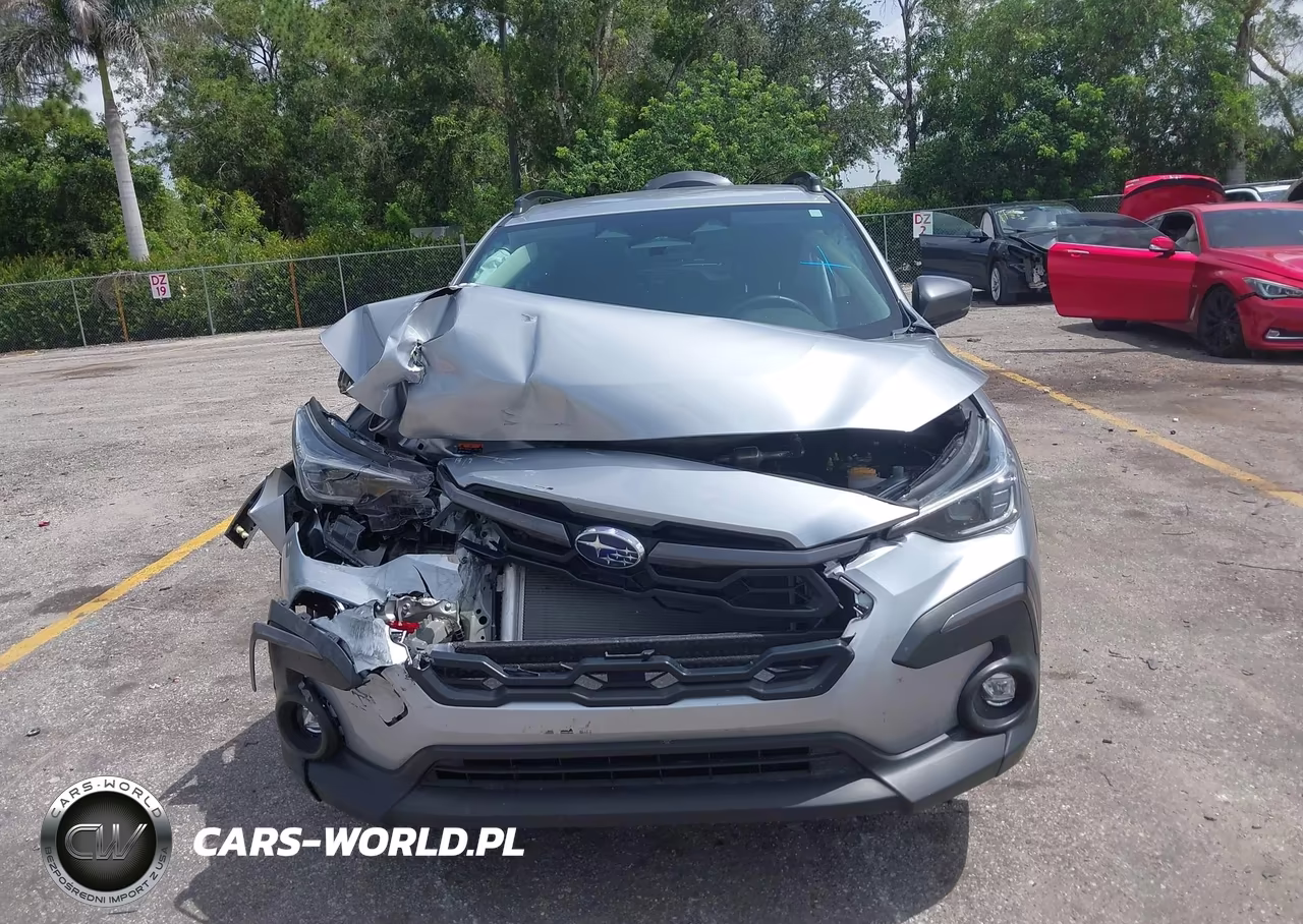 2025 Subaru Crosstrek Limited VIN:4S4GUHL67S3709832 - 6