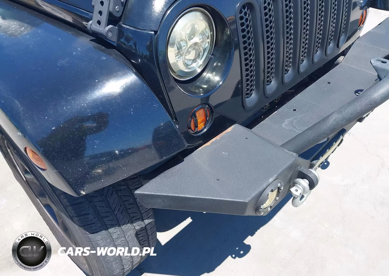 2007 Jeep Wrangler Unlimited Sahara VIN:1J4GA59167L196825 - 6