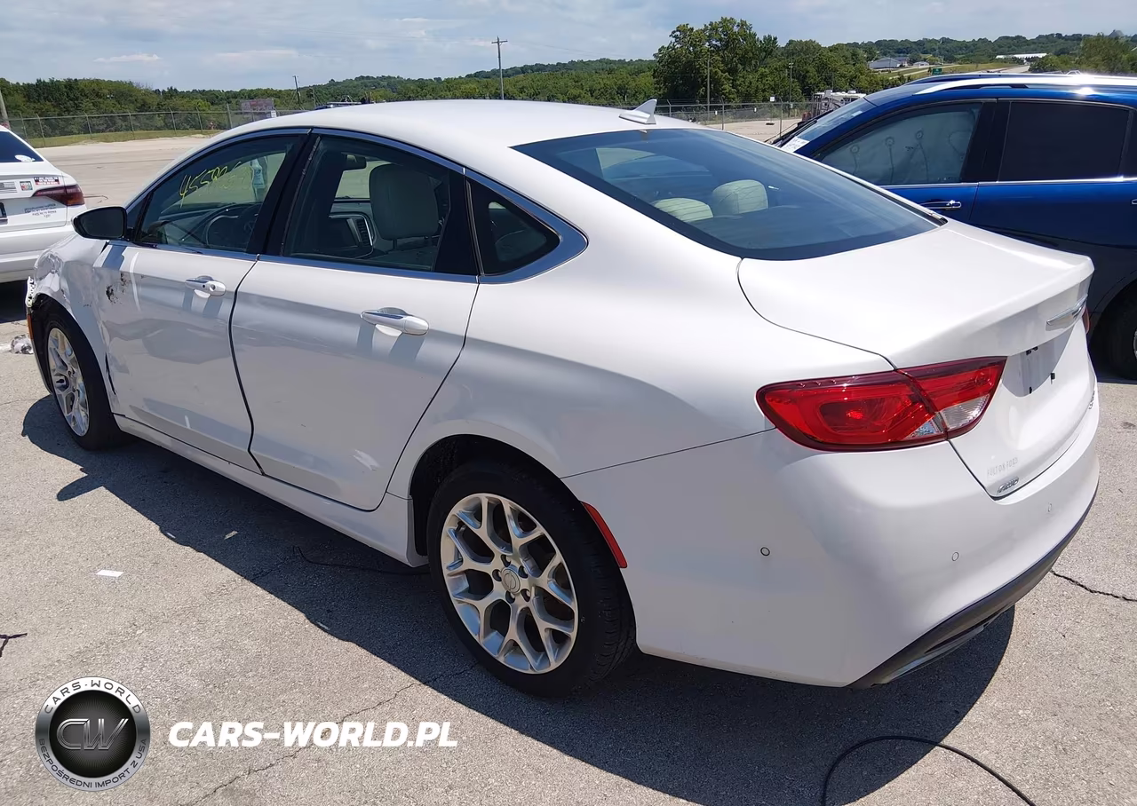 2015 Chrysler 200 C VIN:1C3CCCEG1FN567247 - 3