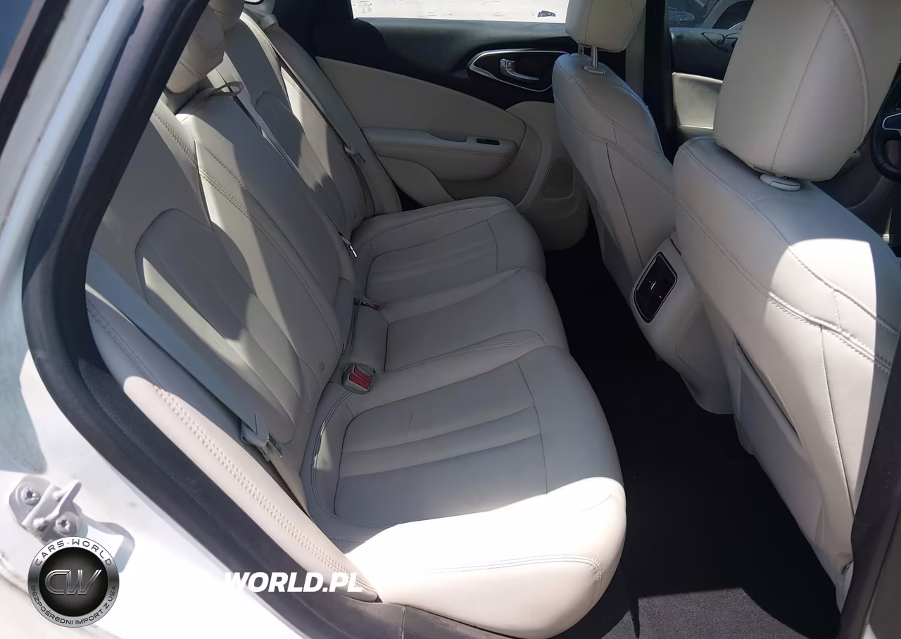 2015 Chrysler 200 C VIN:1C3CCCEG1FN567247 - 8