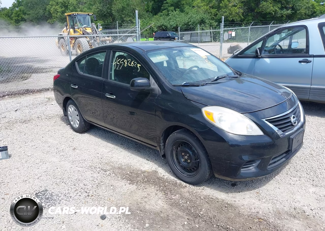 2012 Nissan Versa 1.6 Sv – zdjęcie 1 z 13