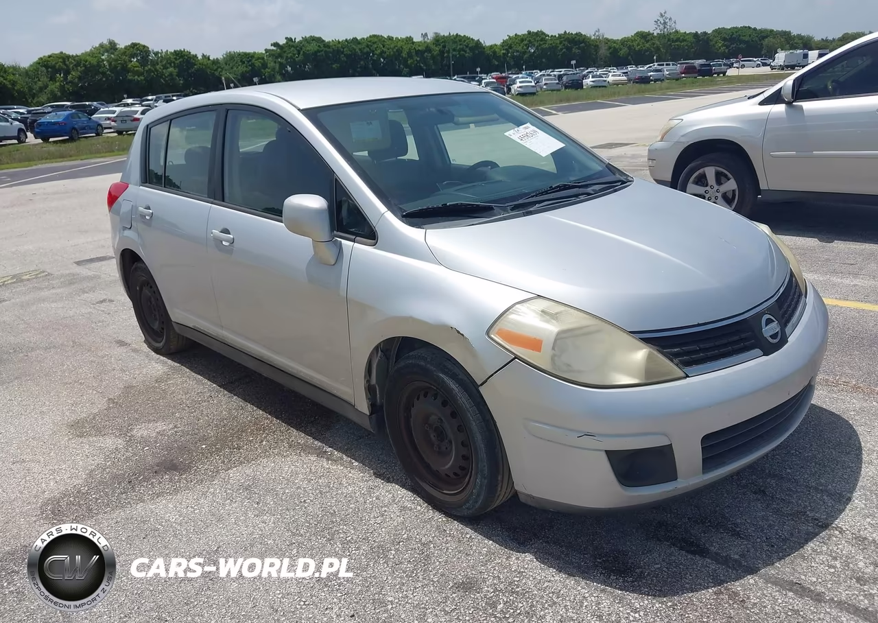 2009 Nissan Versa 1.8S