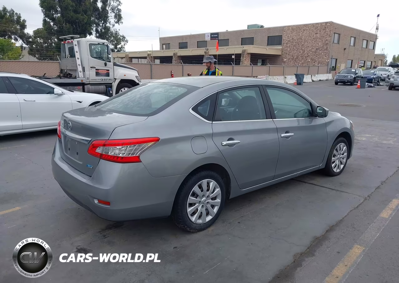 2014 Nissan Sentra S VIN:3N1AB7AP0EL658059 - 4