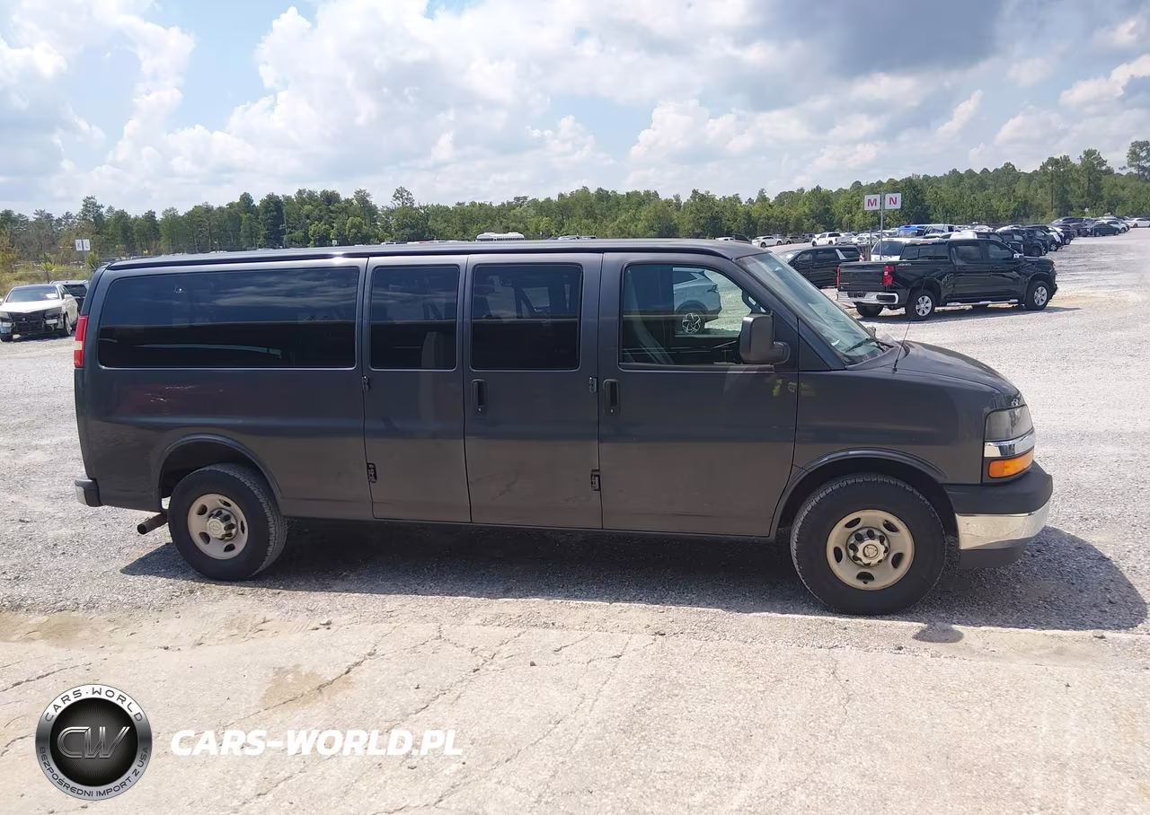 2017 Chevrolet Express 3500 Lt VIN:1GAZGPFF4H1273920 - 13