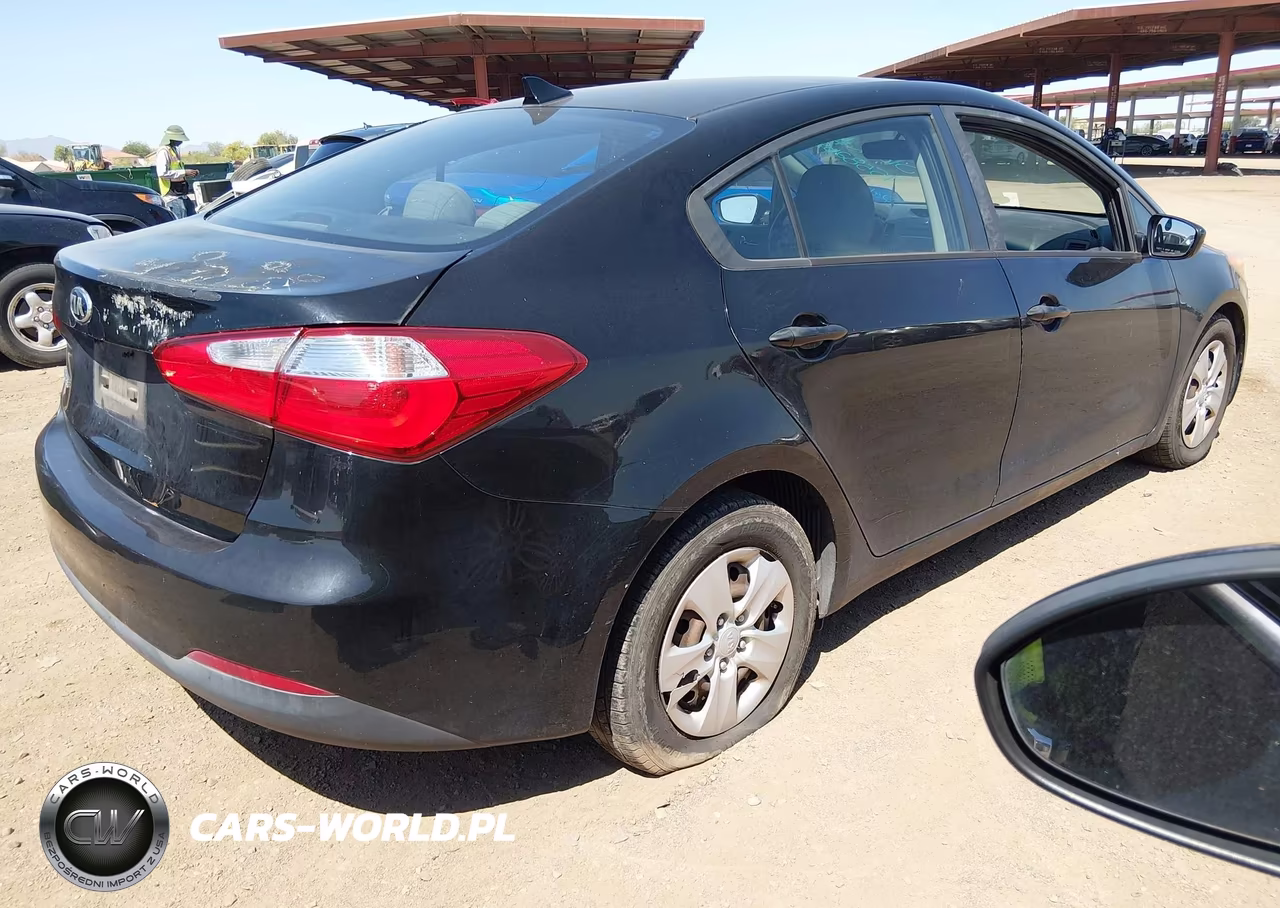 2016 Kia Forte Lx VIN:KNAFK4A66G5525783 - 4
