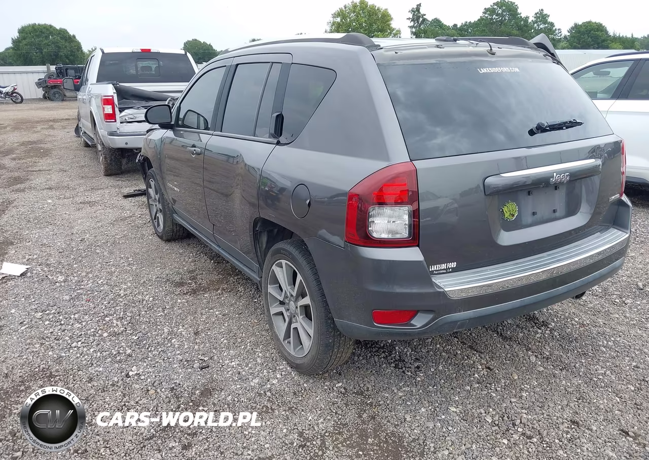 2015 Jeep Compass Limited VIN:1C4NJCCB5FD170714 - 3