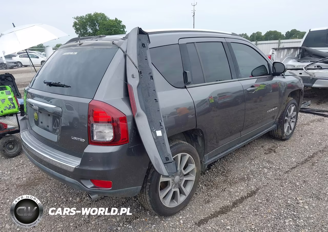 2015 Jeep Compass Limited VIN:1C4NJCCB5FD170714 - 4
