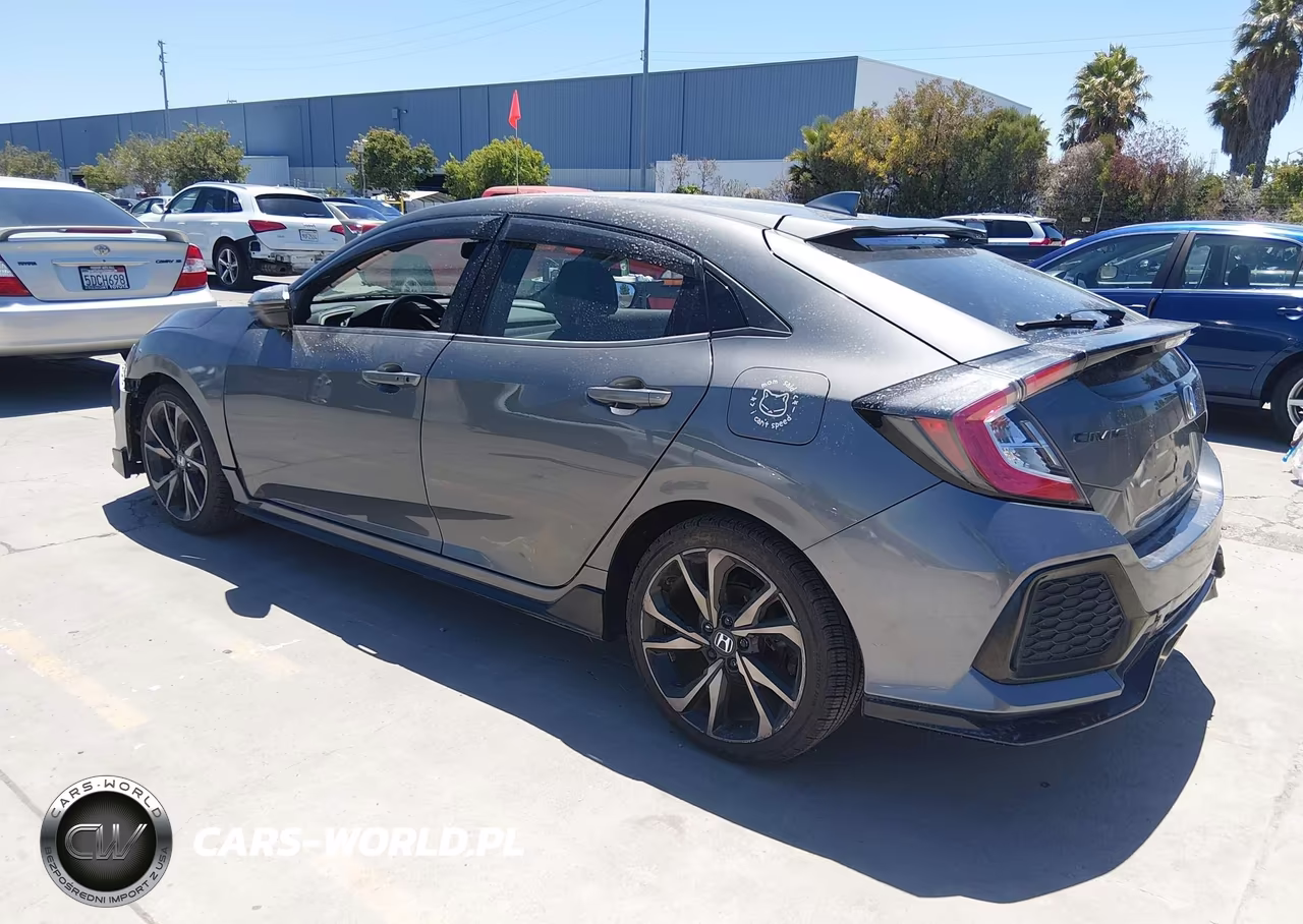2018 Honda Civic Sport Touring VIN:SHHFK7H91JU407276 - 3