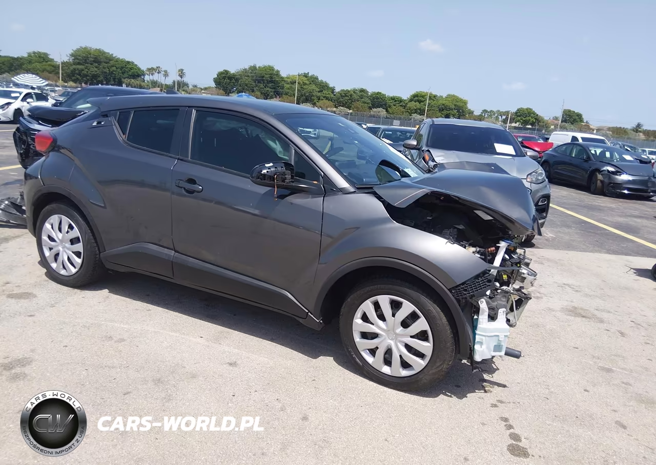 2019 Toyota C-Hr Le – zdjęcie 1 z 17