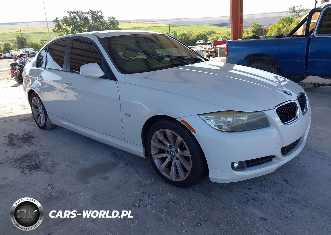 2011 BMW 328I – zdjęcie 1 z 11