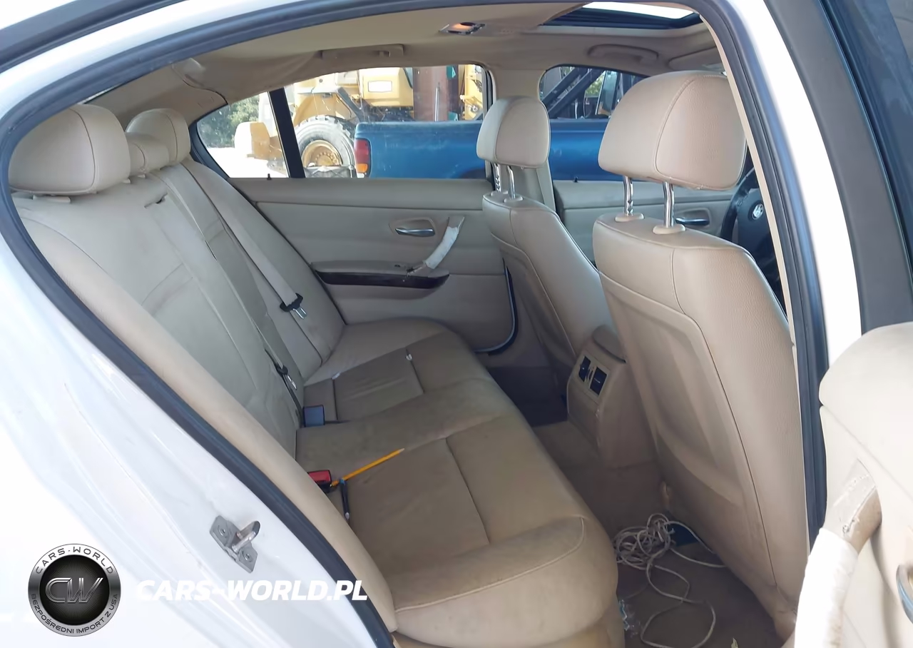 2011 BMW 328I VIN:WBAPH7G5XBNN03037 - 8