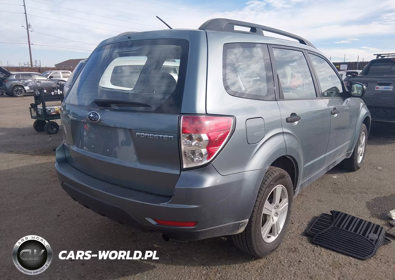 2012 Subaru Forester 2.5X VIN:JF2SHBBC5CH430084 - 4