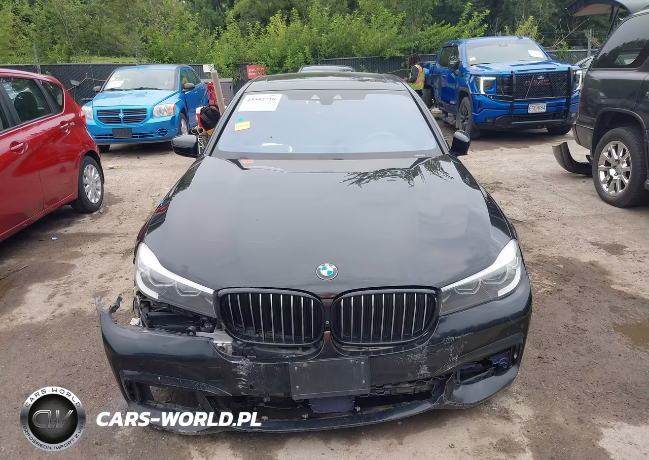 2017 BMW 740I VIN:WBA7E2C5XHG740478 - 12